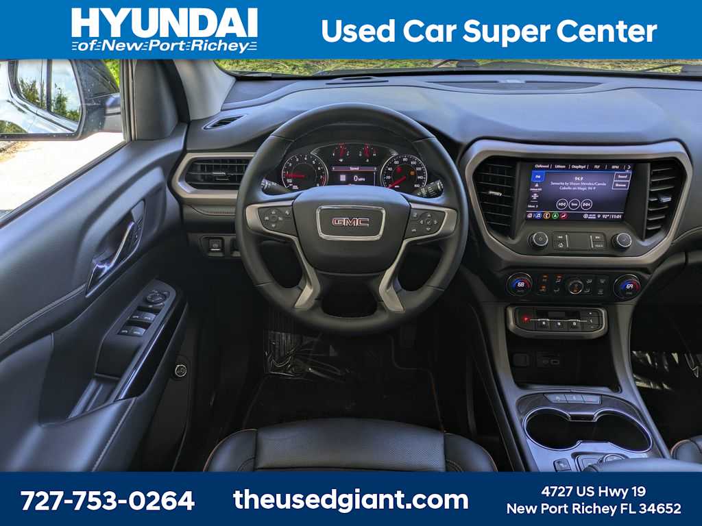 Thumbnail: 2023 GMC Acadia - 23