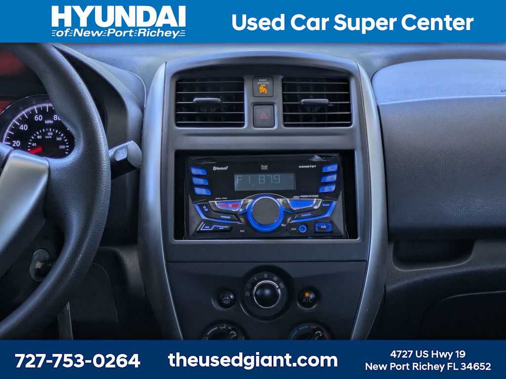 Thumbnail: 2015 Nissan Versa Note - 17