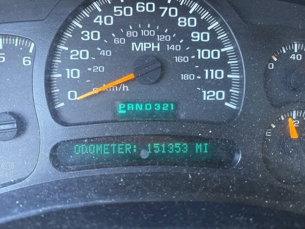 Thumbnail: 2005 Chevrolet Suburban - 10