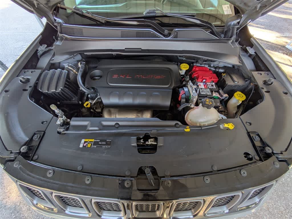 Thumbnail: 2021 Jeep Compass - 16