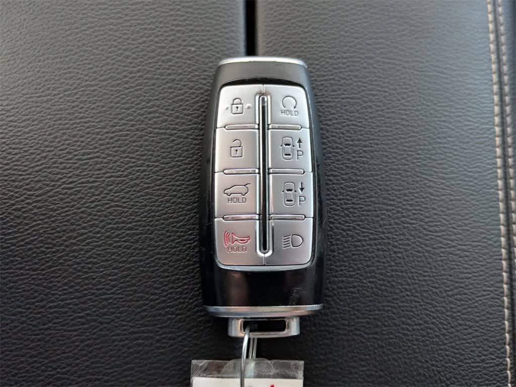 Thumbnail: 2021 Genesis GV80 - 42