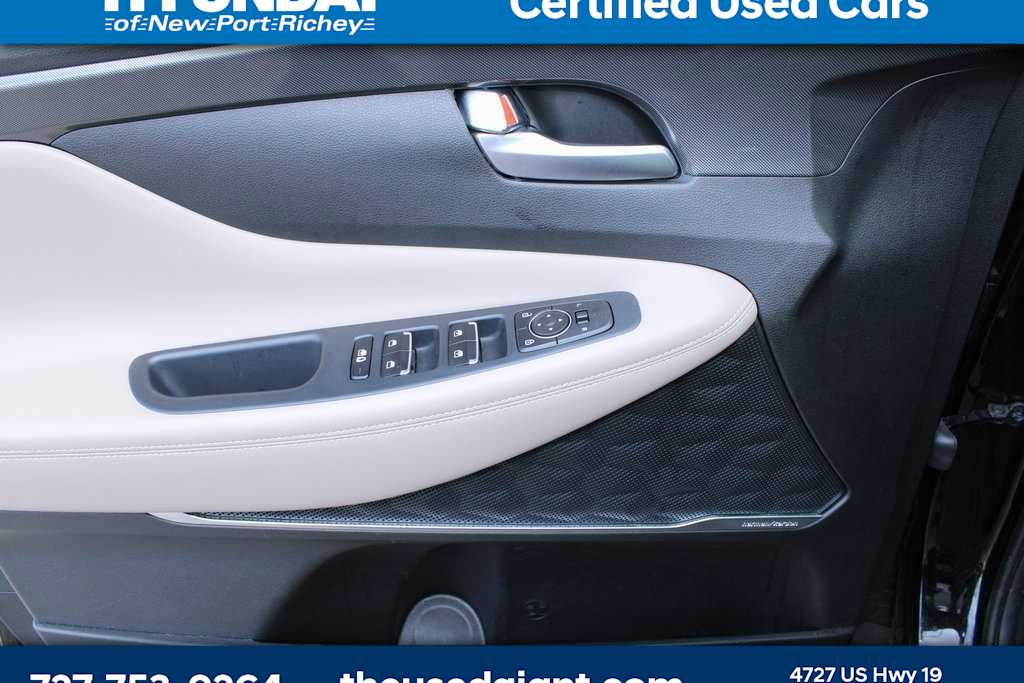 Thumbnail: 2023 Hyundai Santa Fe - 10