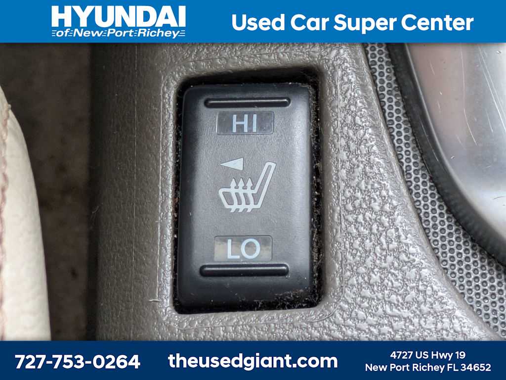 Thumbnail: 2011 Nissan Altima - 26