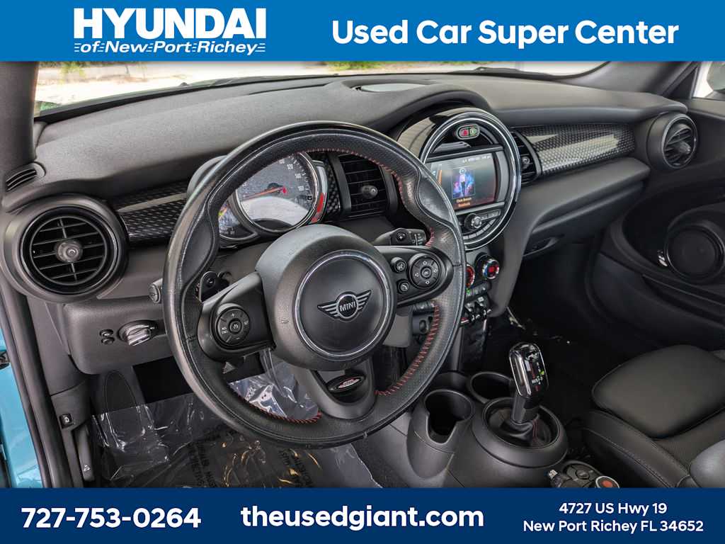 Thumbnail: 2020 MINI Cooper Convertible - 18