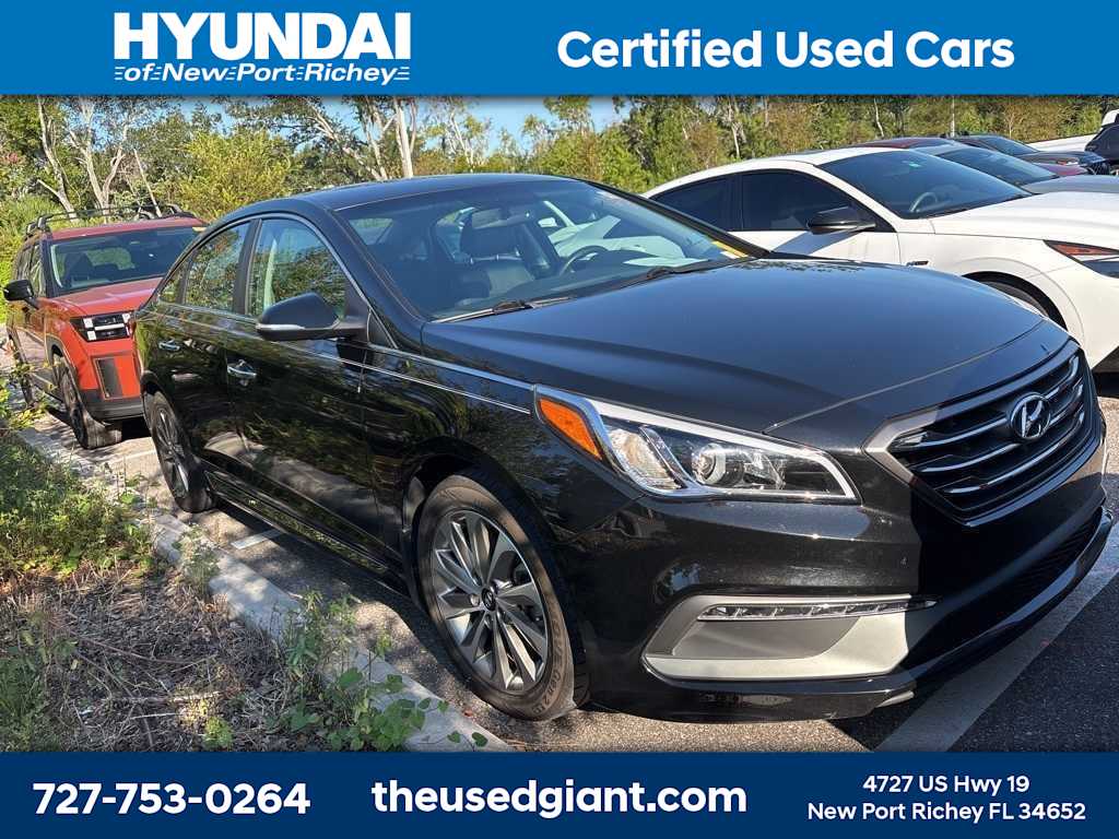 Thumbnail: 2015 Hyundai Sonata - 4