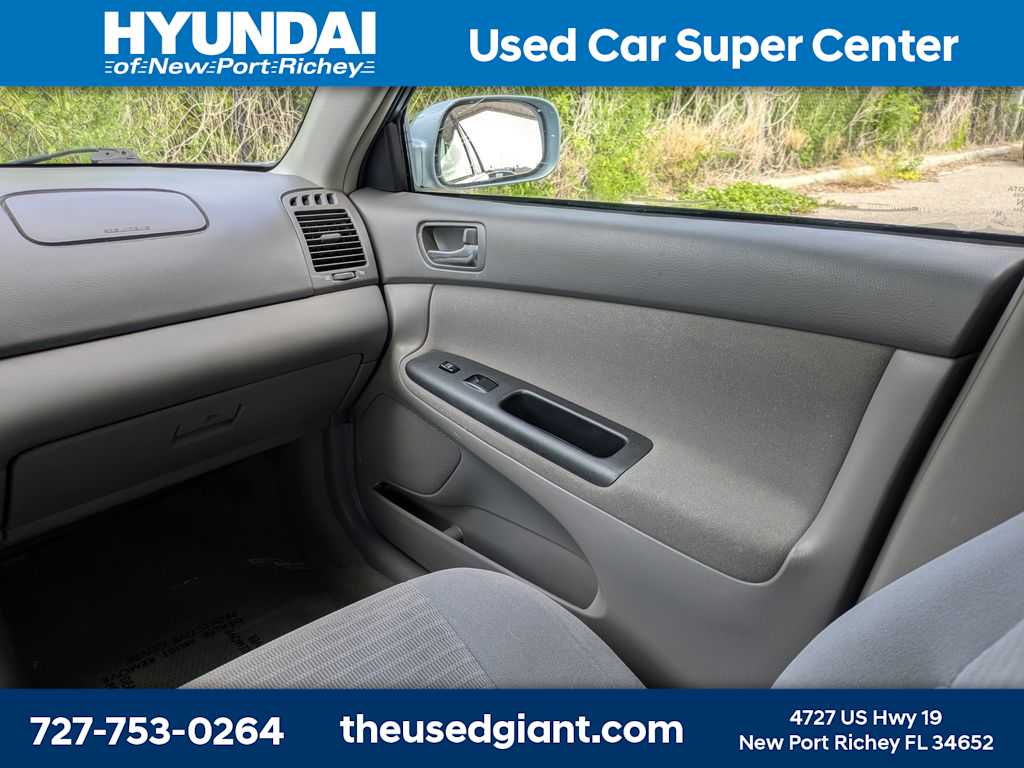 Thumbnail: 2006 Toyota Camry - 17
