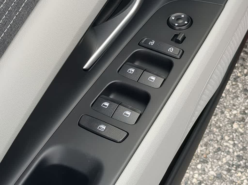 Thumbnail: 2026 Hyundai Elantra - 18