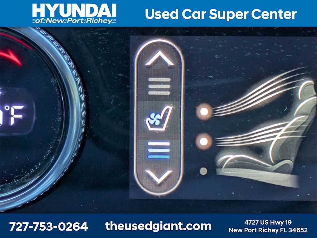 Thumbnail: 2022 Genesis GV70 - 31