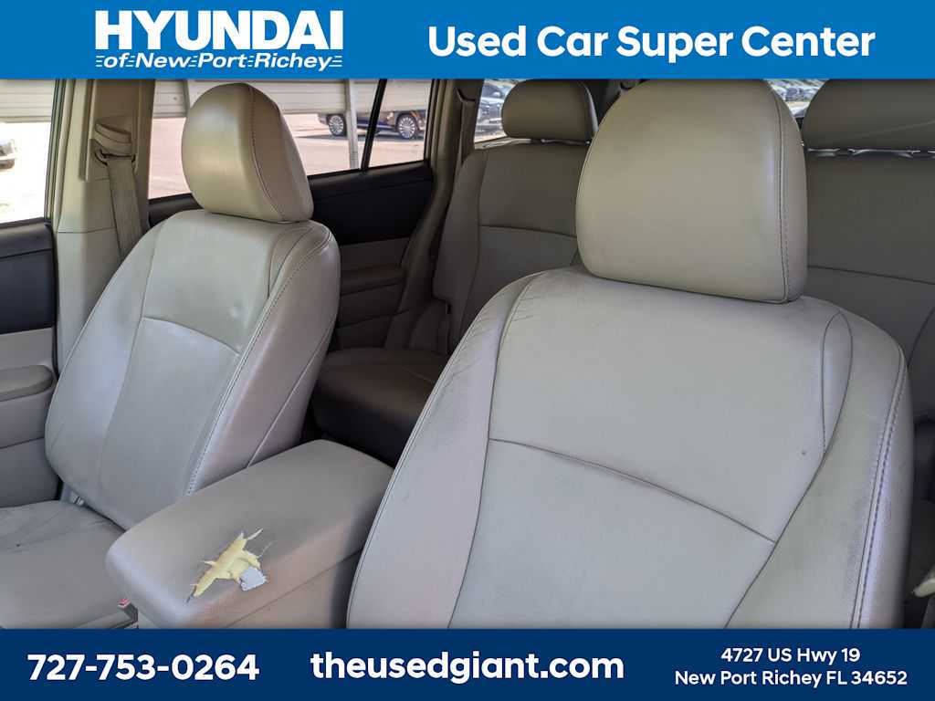 Thumbnail: 2011 Toyota Highlander - 7