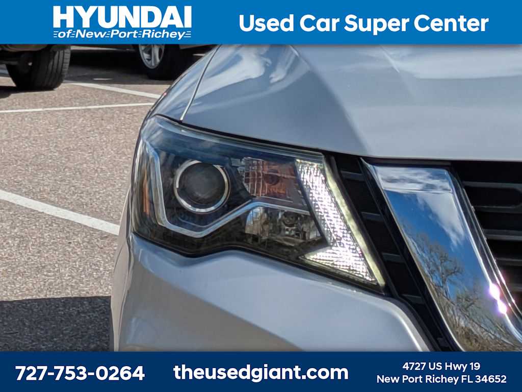 Thumbnail: 2020 Nissan Pathfinder - 9