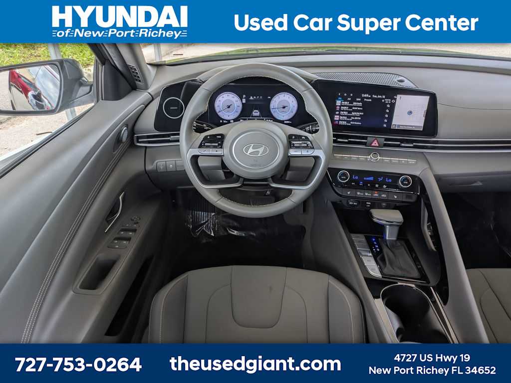 Thumbnail: 2024 Hyundai Elantra - 16