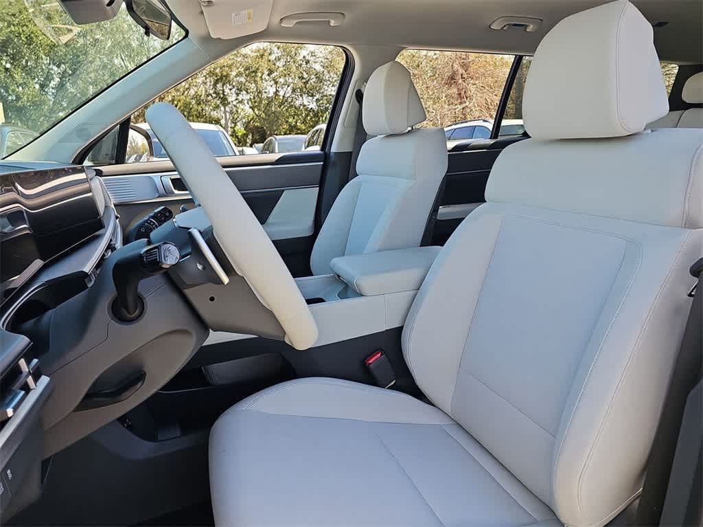 Thumbnail: 2025 Hyundai Santa Fe - 16