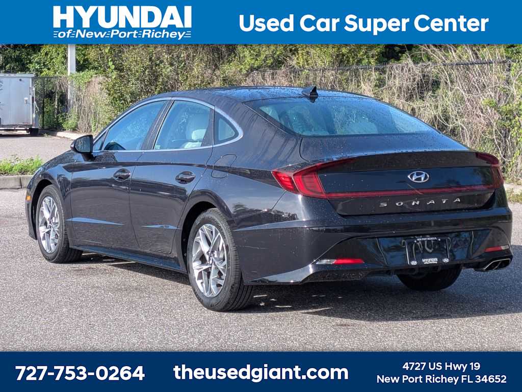 Thumbnail: 2023 Hyundai Sonata - 3