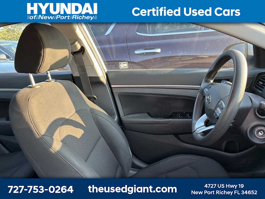 Thumbnail: 2020 Hyundai Elantra - 7