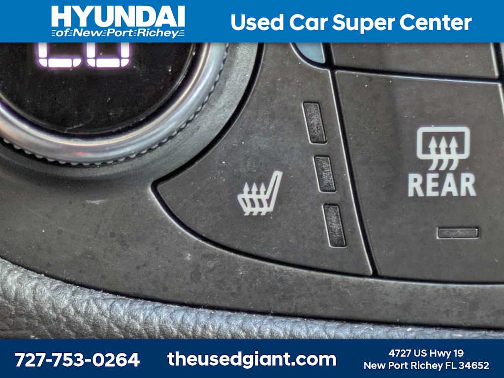 Thumbnail: 2022 Chevrolet Equinox - 31