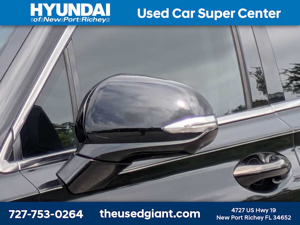 Thumbnail: 2020 Hyundai Santa Fe - 11