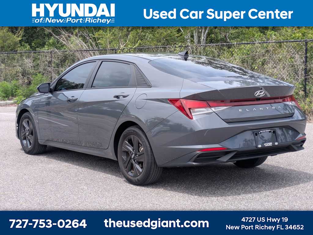Thumbnail: 2023 Hyundai Elantra - 2