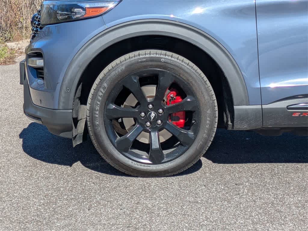 Thumbnail: 2021 Ford Explorer - 10