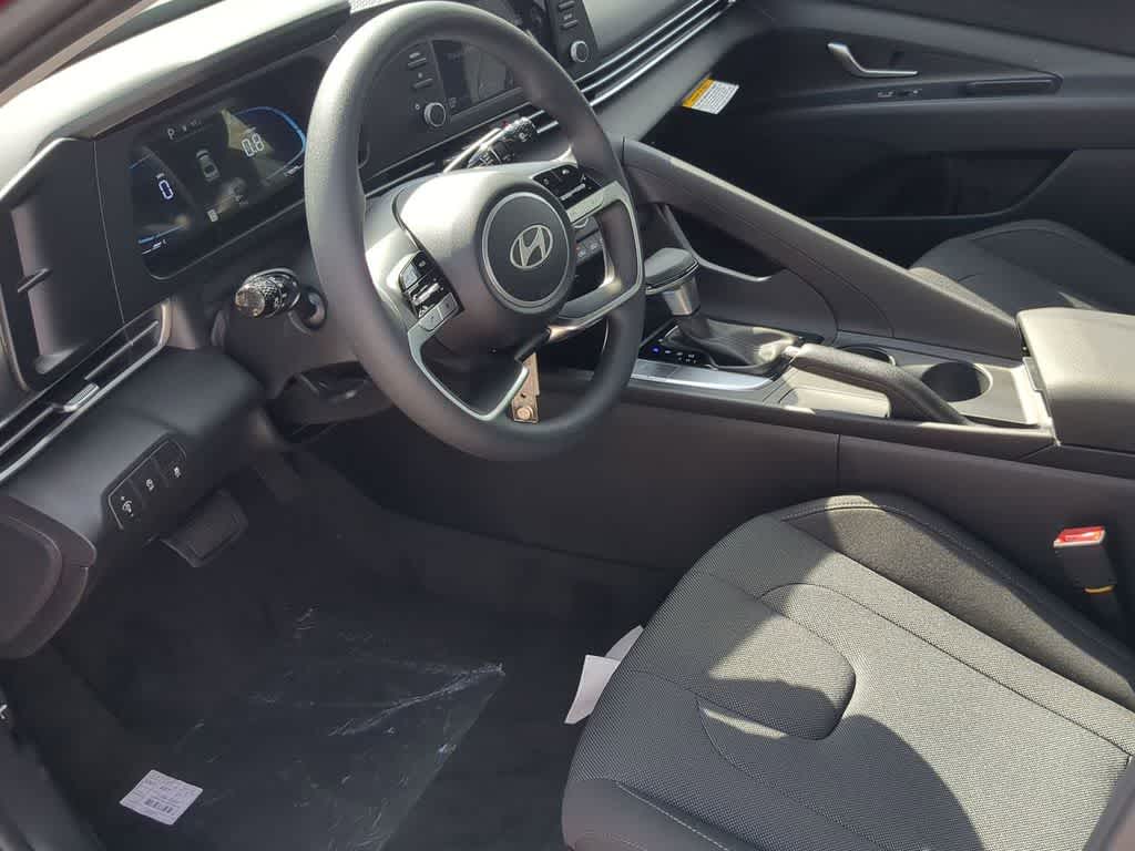 Thumbnail: 2026 Hyundai Elantra - 15