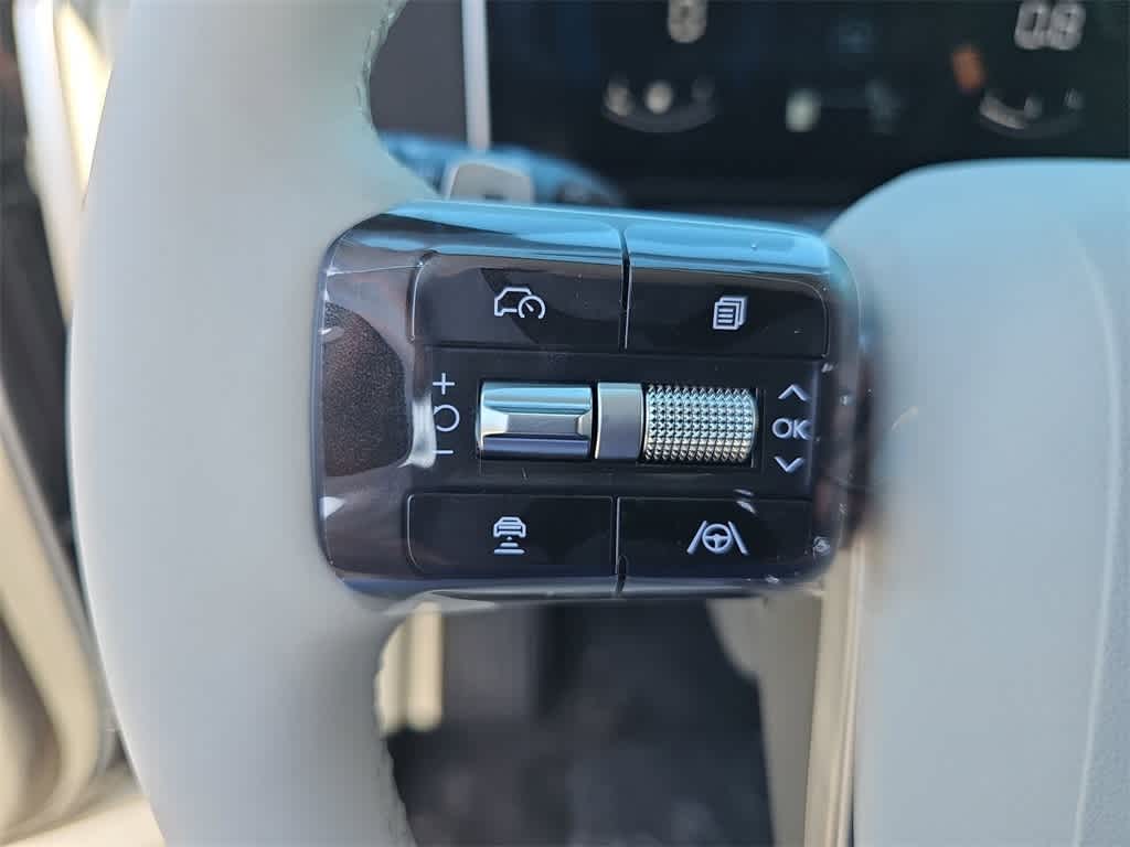 Thumbnail: 2025 Hyundai Santa Fe - 23