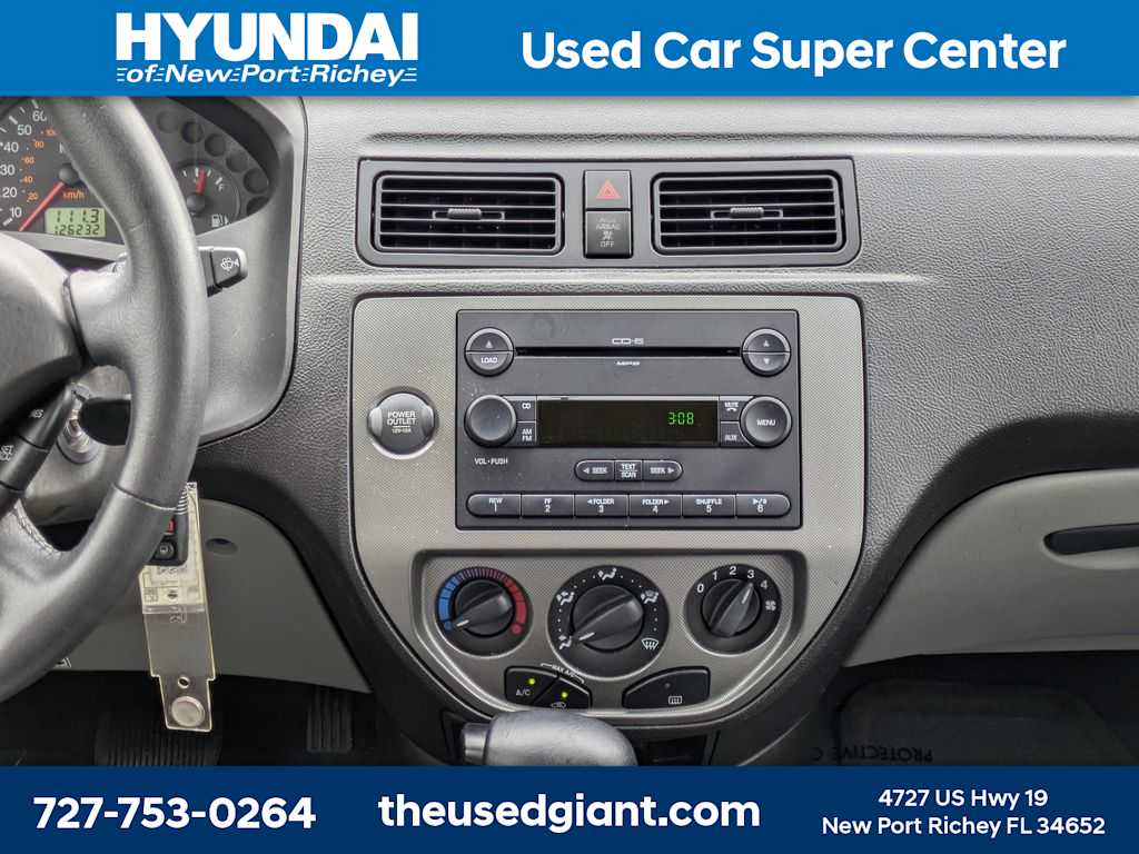 Thumbnail: 2007 Ford Focus - 17