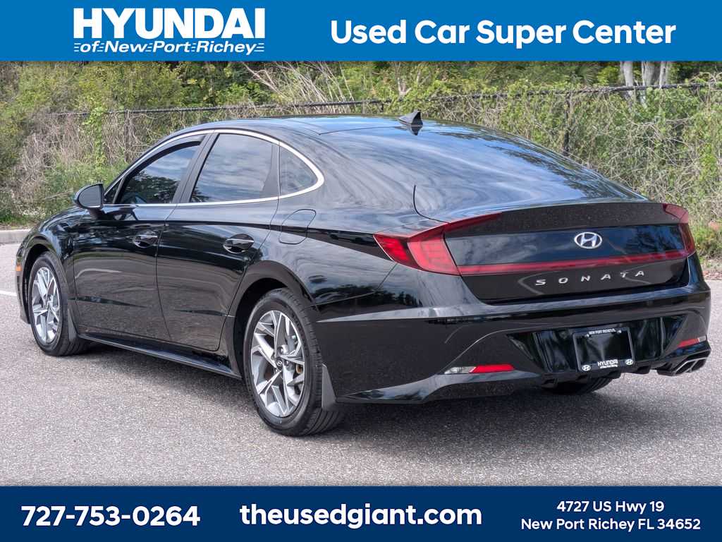 Thumbnail: 2023 Hyundai Sonata - 3