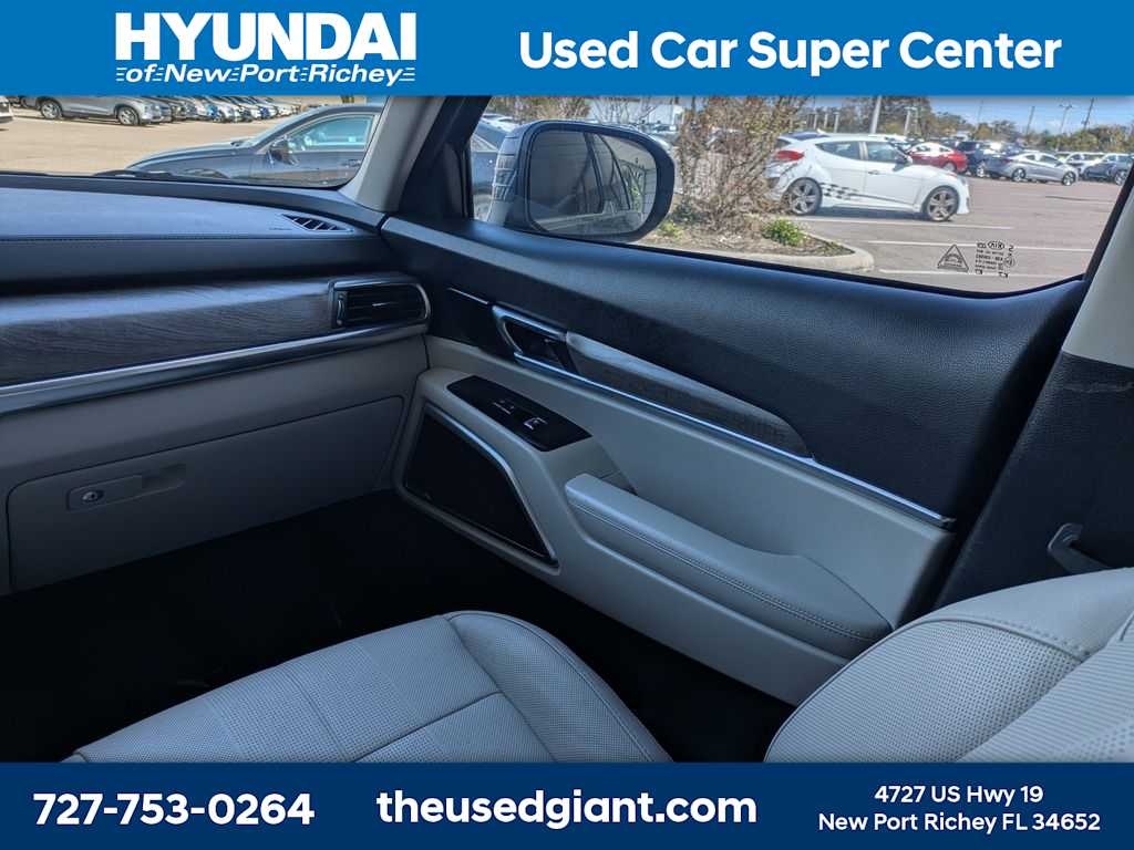 Thumbnail: 2020 Kia Telluride - 25