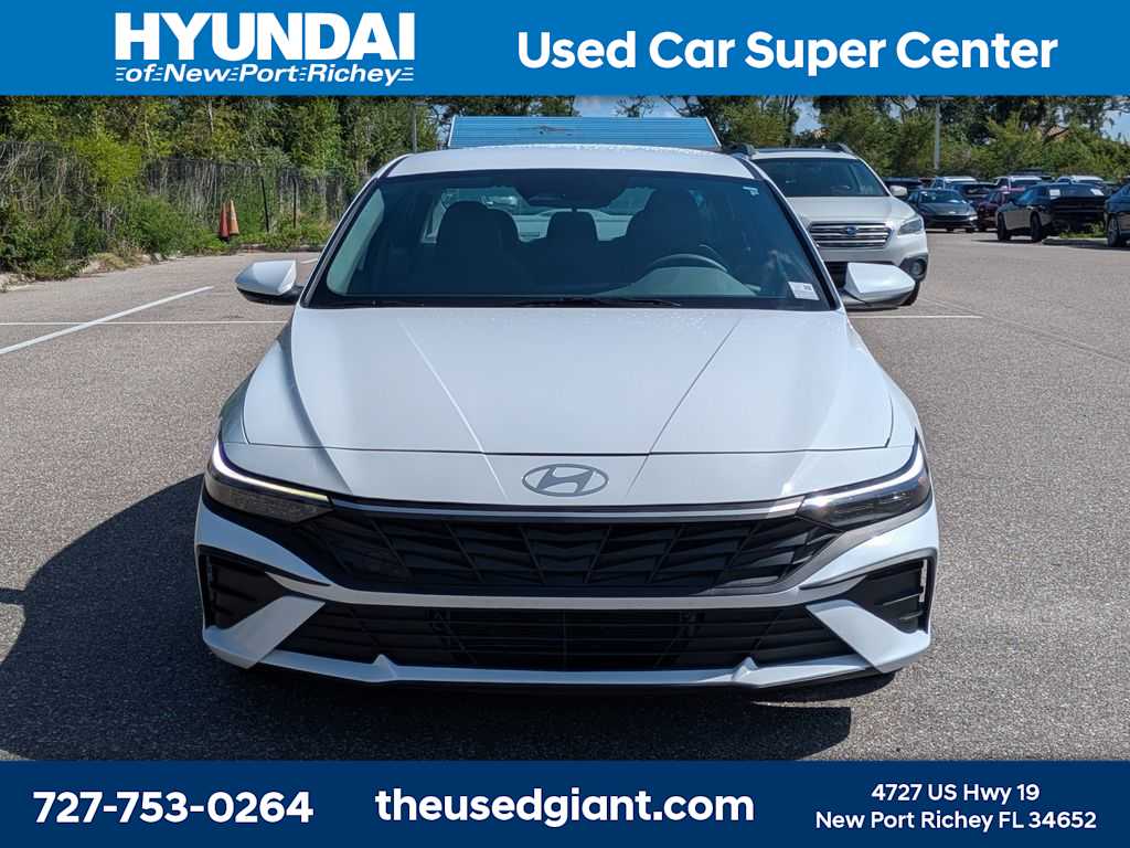 Thumbnail: 2025 Hyundai Elantra - 8