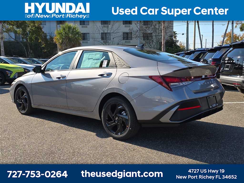 Thumbnail: 2026 Hyundai Elantra - 4