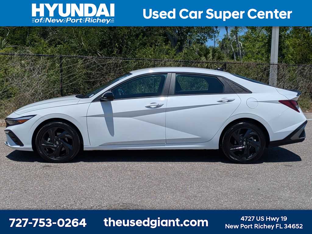 Thumbnail: 2026 Hyundai Elantra - 2