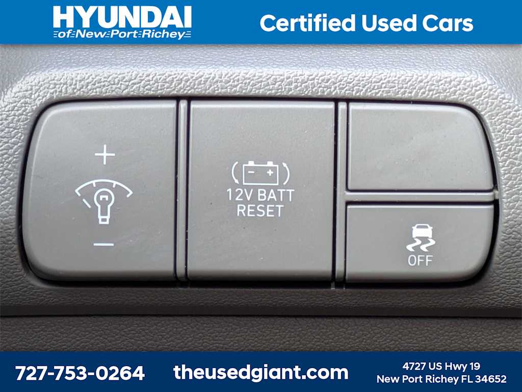 Thumbnail: 2024 Hyundai Elantra - 28