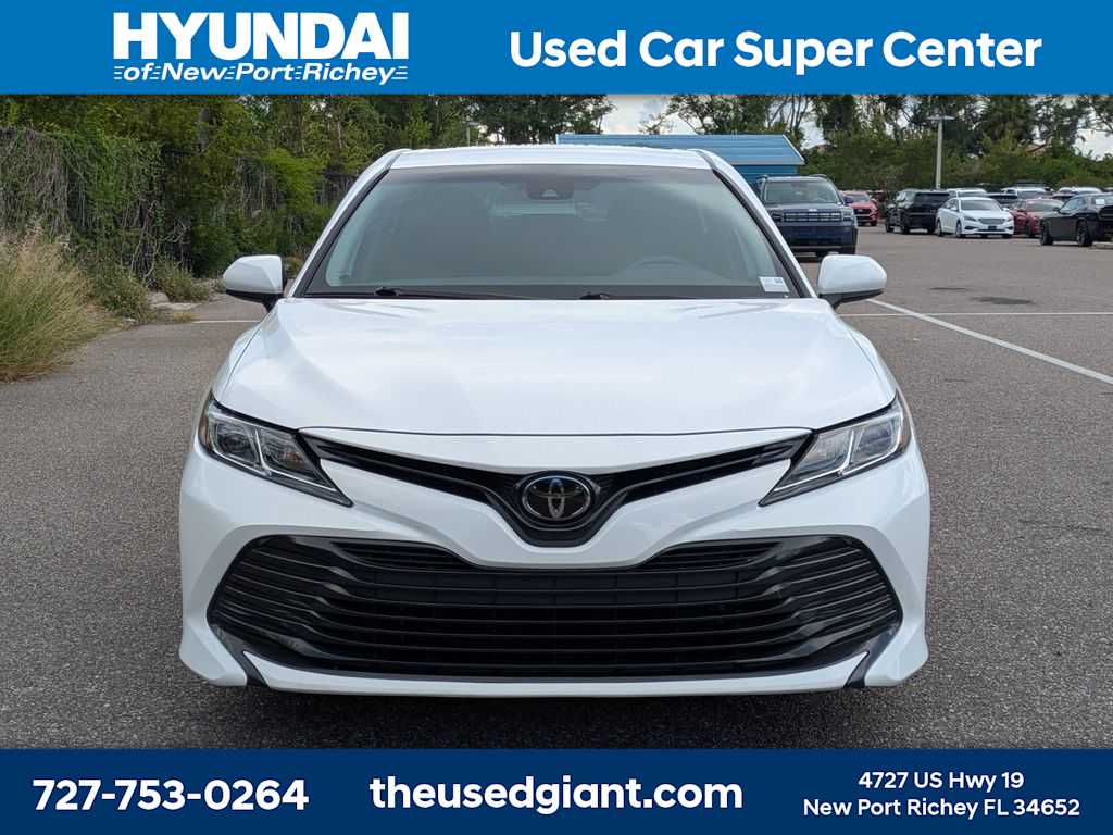 Thumbnail: 2019 Toyota Camry - 8