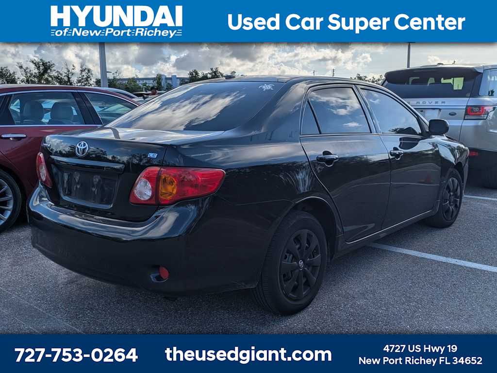 Thumbnail: 2010 Toyota Corolla - 2