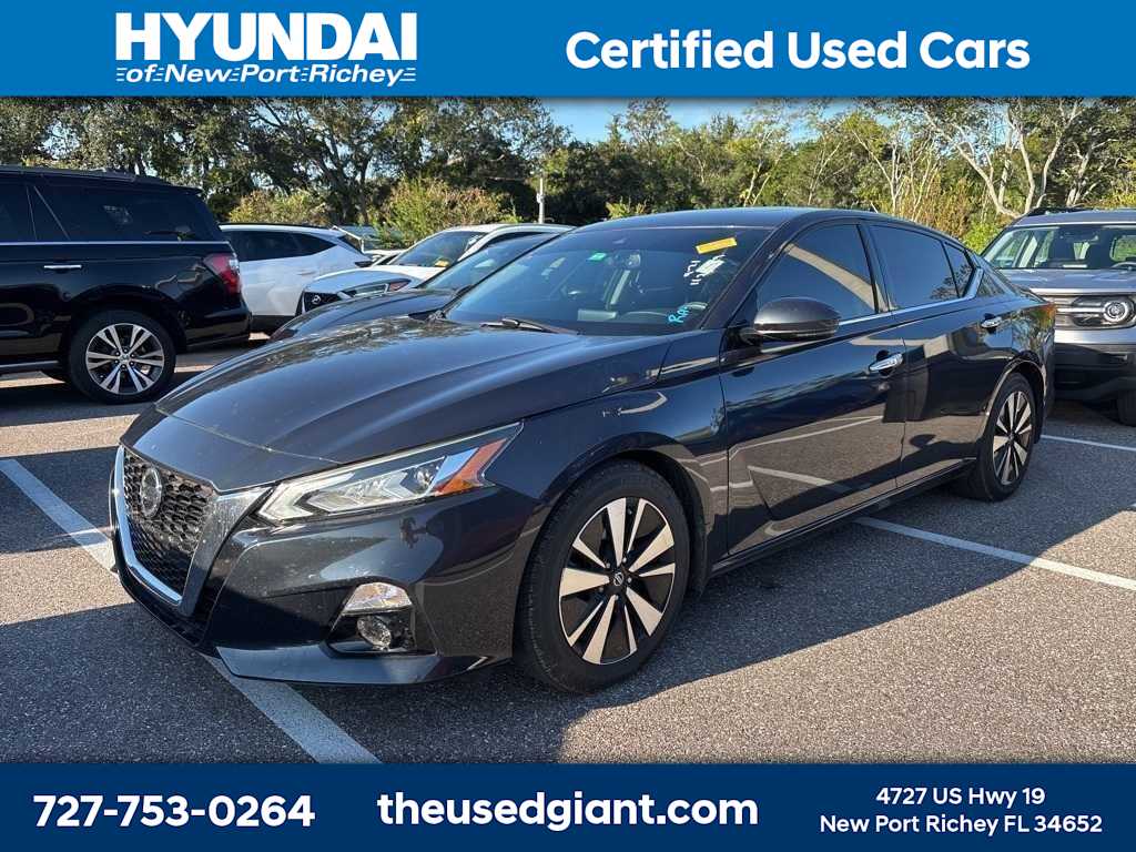 Thumbnail: 2020 Nissan Altima - 1