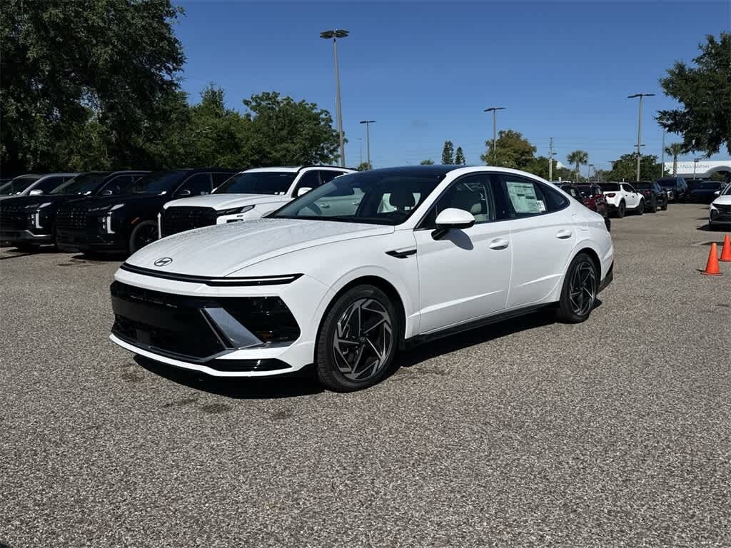 New 2025 Hyundai Sonata SEL Convenience Sedan