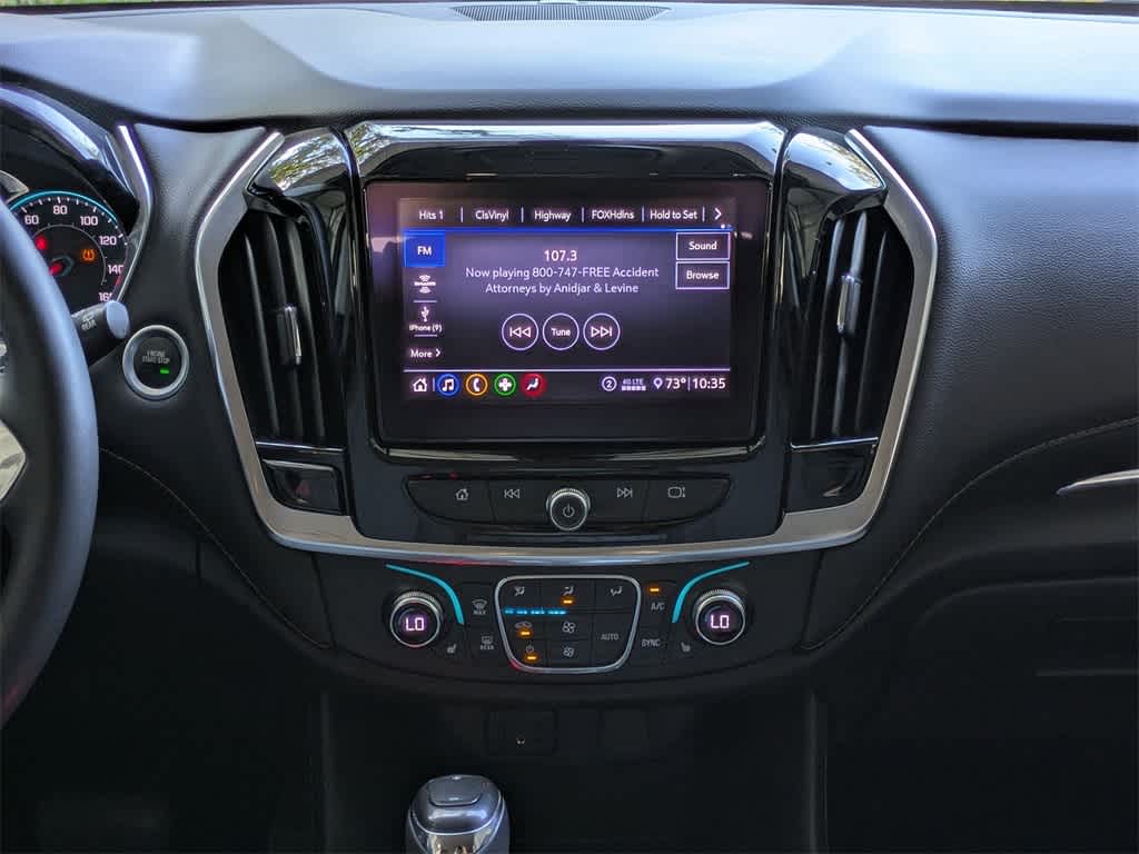 Thumbnail: 2020 Chevrolet Traverse - 24