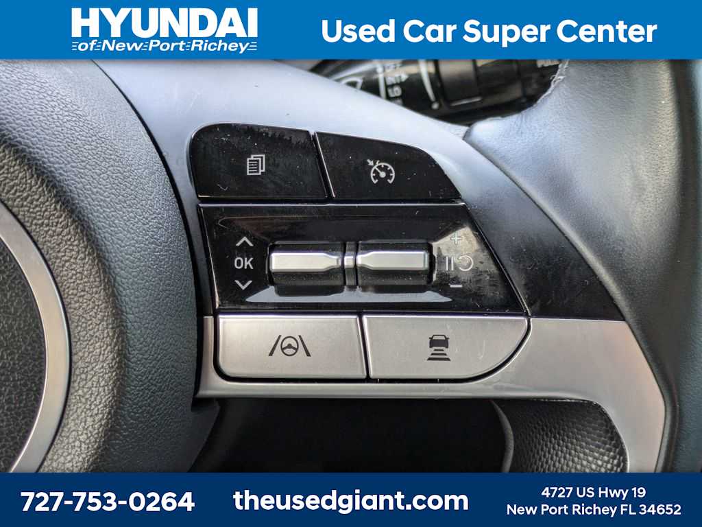 Thumbnail: 2022 Hyundai Elantra - 28