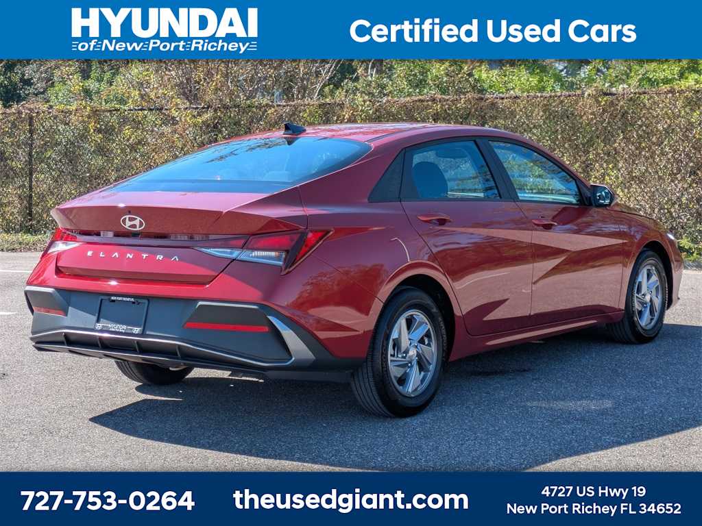 Thumbnail: 2025 Hyundai Elantra - 5