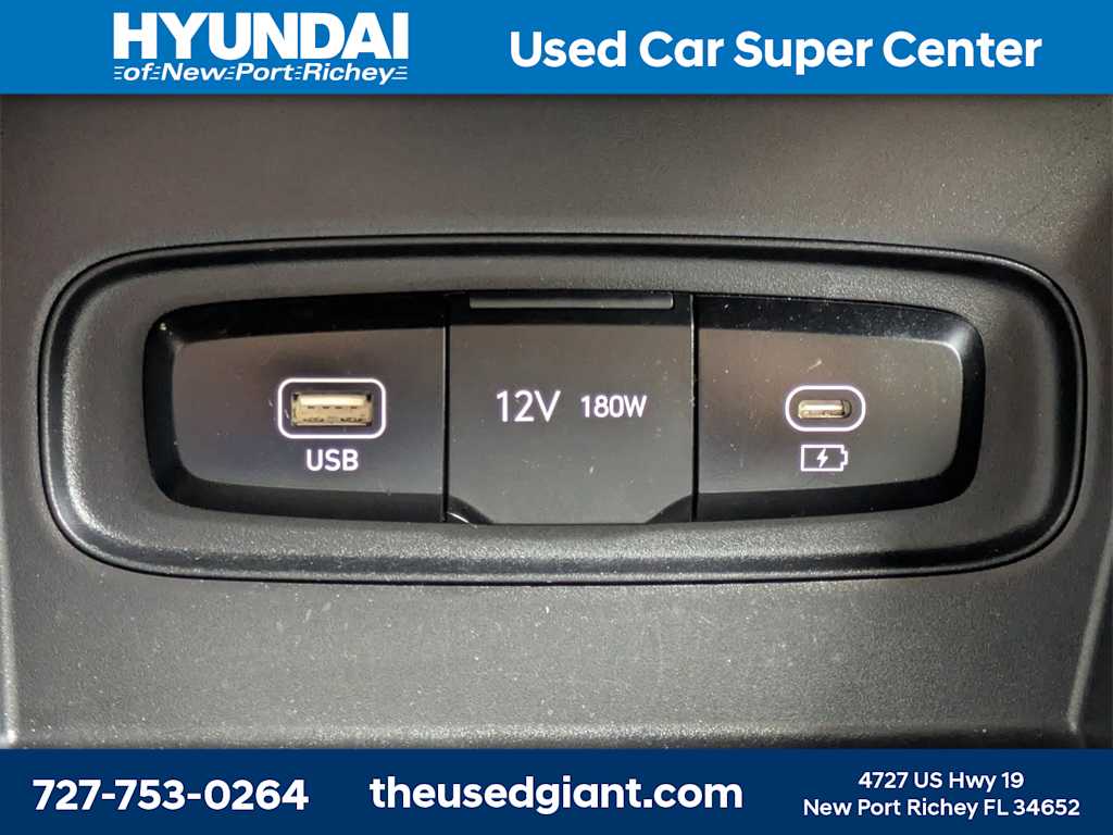 Thumbnail: 2024 Hyundai Venue - 23