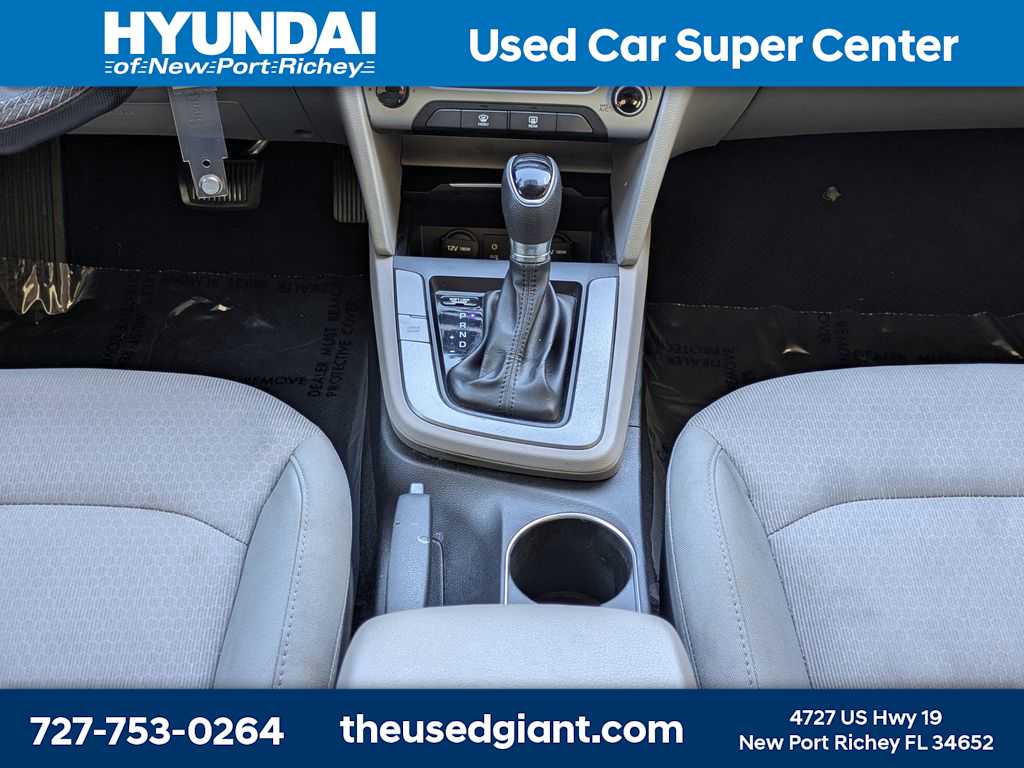 Thumbnail: 2017 Hyundai Elantra - 17