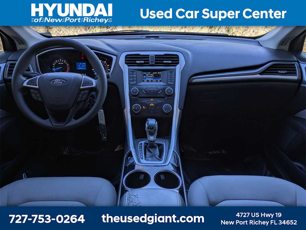 Thumbnail: 2013 Ford Fusion - 14