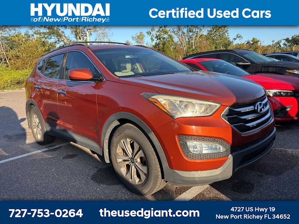 Thumbnail: 2016 Hyundai Santa Fe - 4