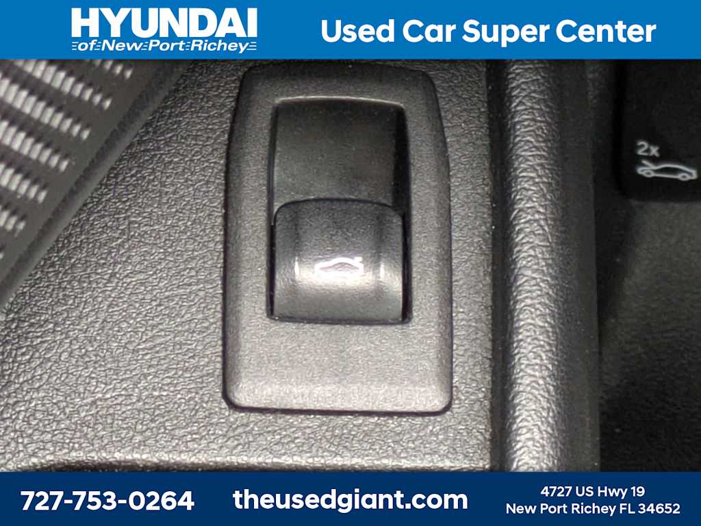 Thumbnail: 2020 BMW 3 Series - 33