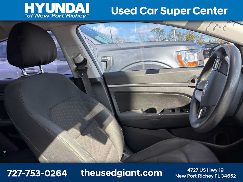Thumbnail: 2019 Hyundai Elantra - 7