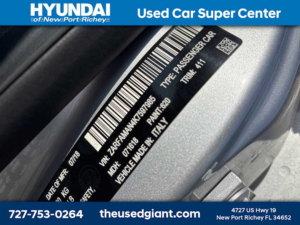 Thumbnail: 2019 Alfa Romeo Giulia - 11