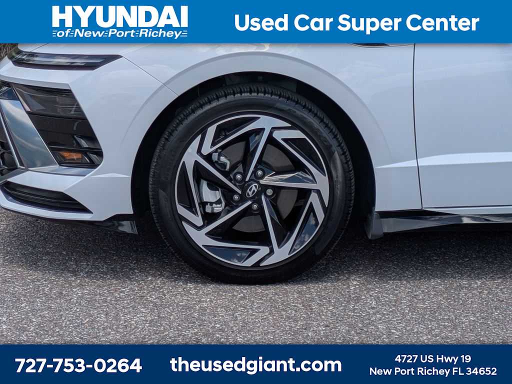Thumbnail: 2025 Hyundai Sonata - 10