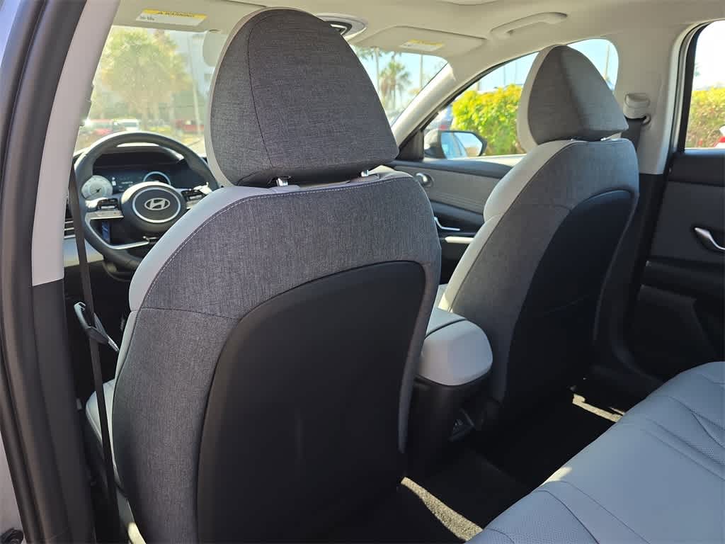 Thumbnail: 2026 Hyundai Elantra - 19