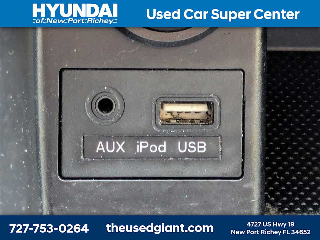 Thumbnail: 2015 Hyundai Elantra - 23