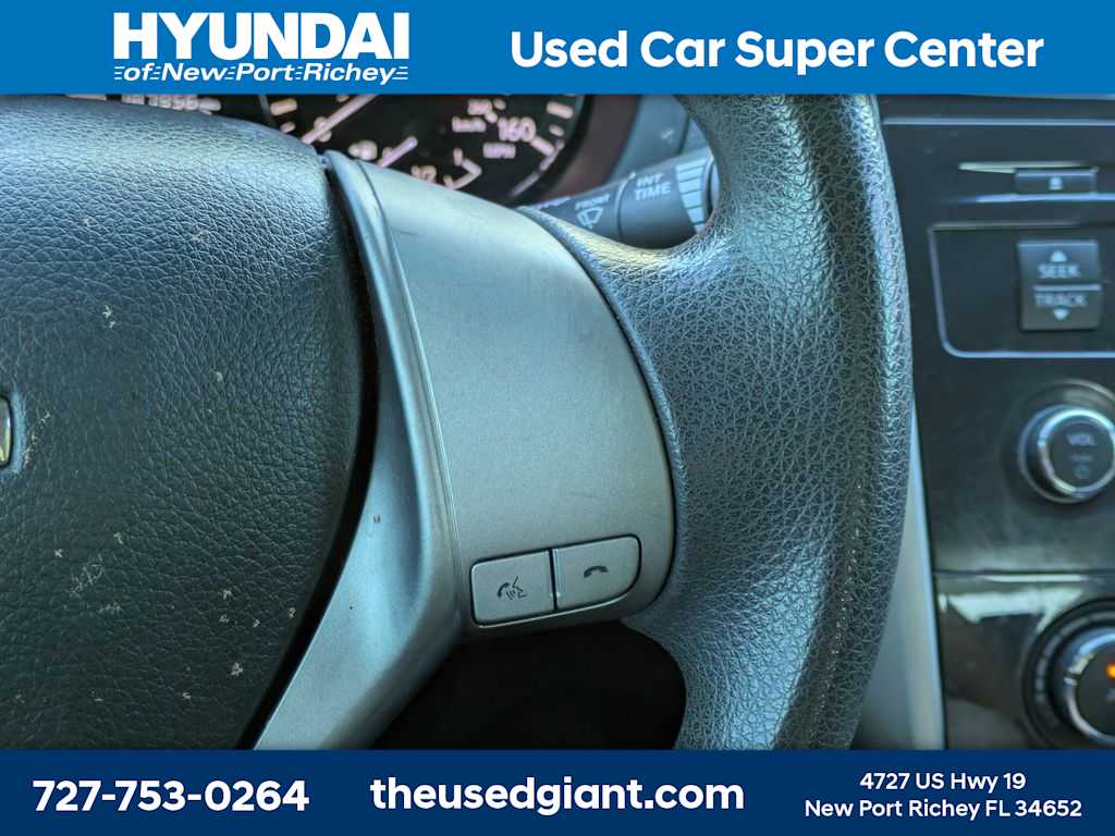 Thumbnail: 2013 Nissan Altima - 25