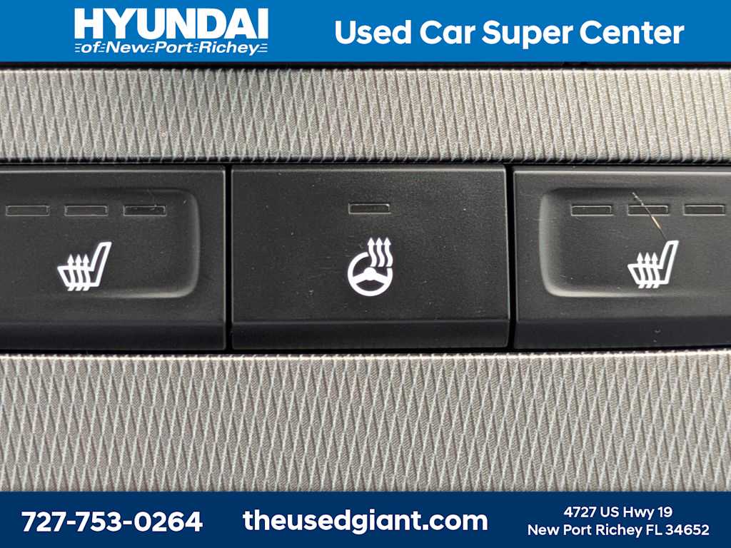 Thumbnail: 2022 Hyundai Palisade - 32